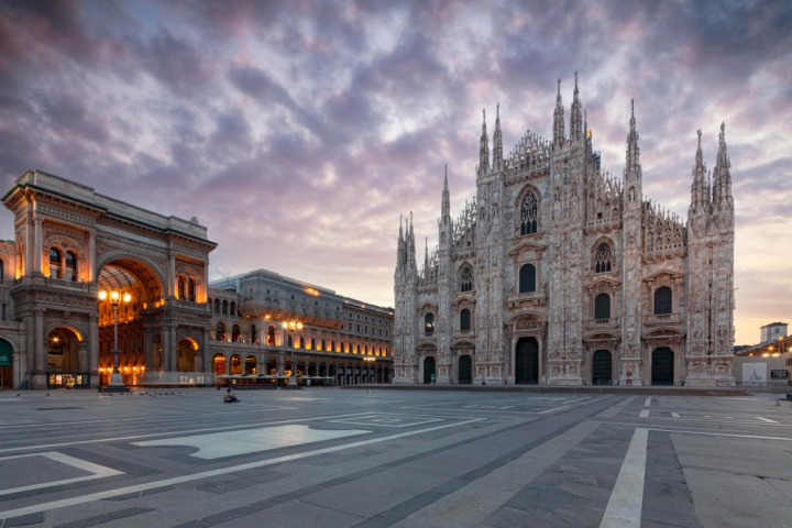 Rent motorcycle in Milan